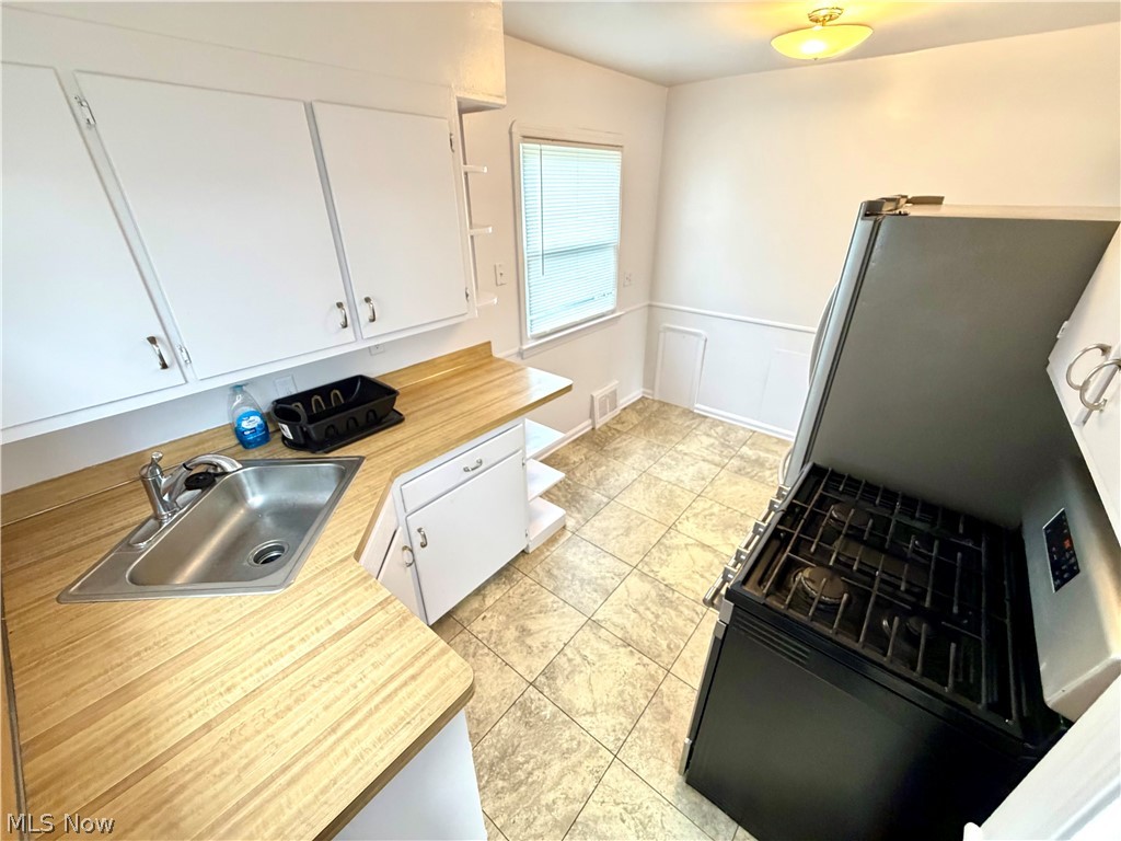 7502 Arden Road Property Photo 6