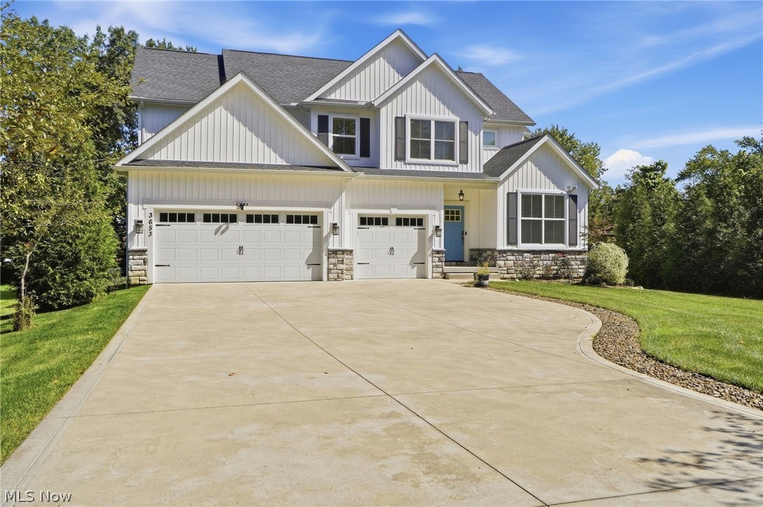 3653 Avondale Road Property Photo 1