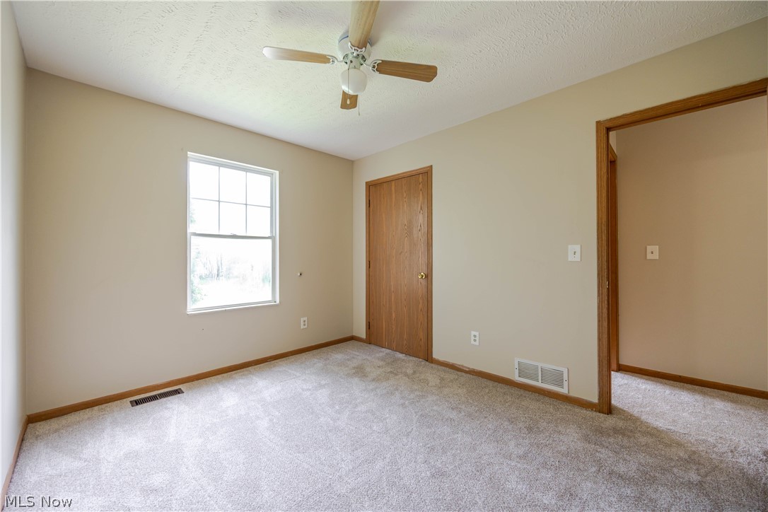 1404 Lakeview Road Property Photo 17