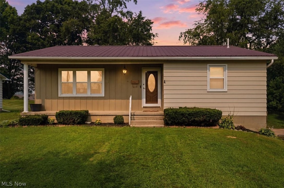 605 Snyder Drive Property Photo 1