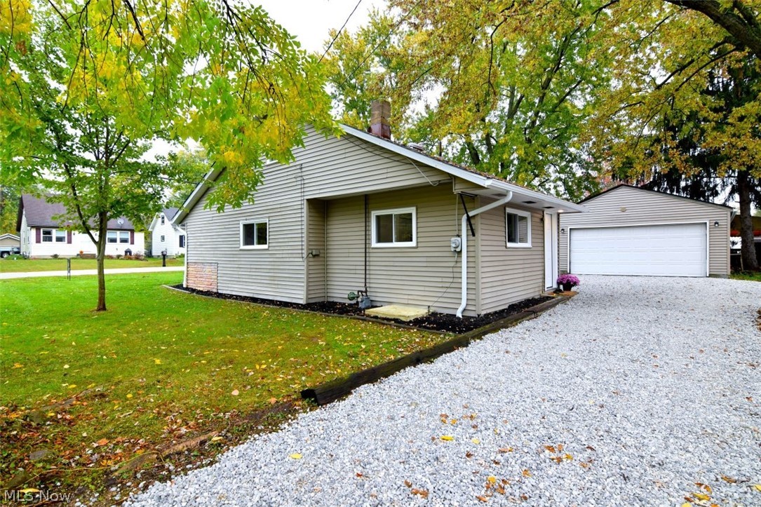 1001 Orchard Avenue Property Photo 1
