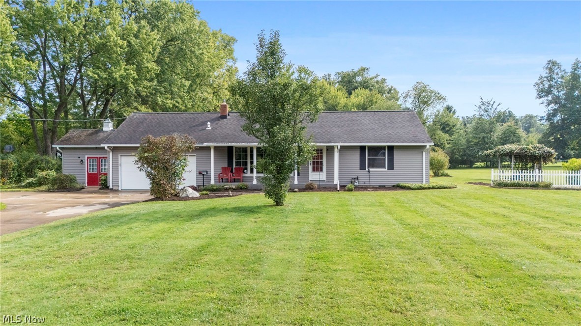 8525 Kirkwood Drive Property Photo 1