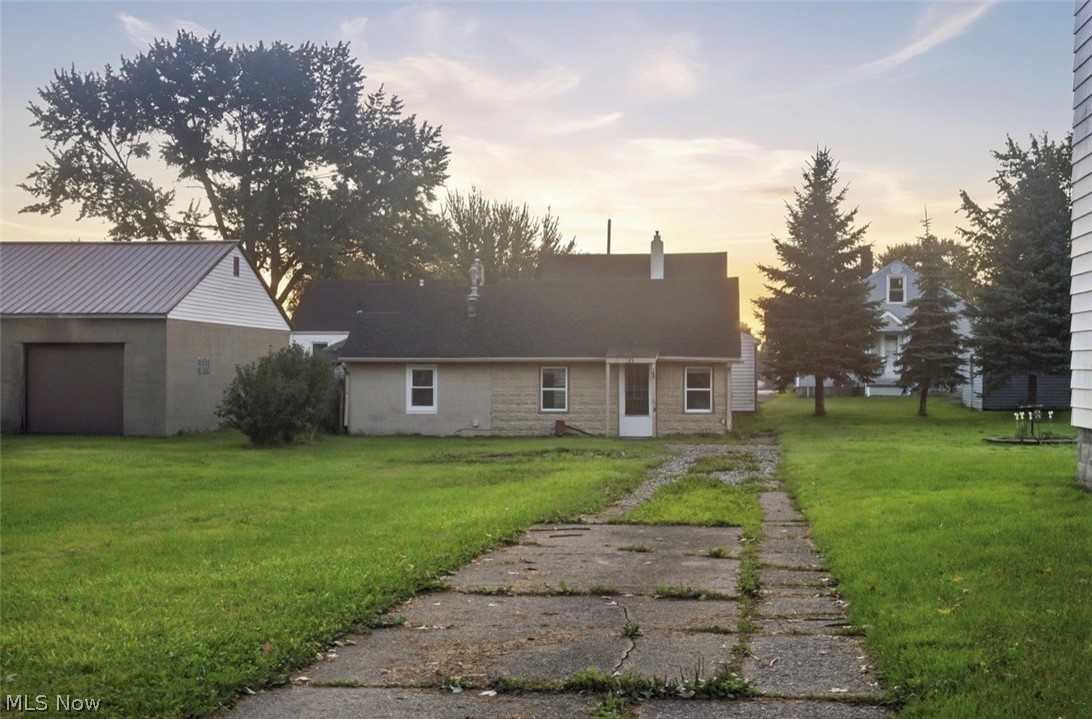 153 N Dunlap Avenue Property Photo 1