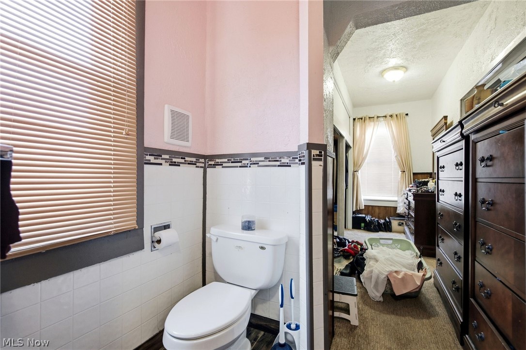 7910 Saint Clair Avenue Property Photo 27
