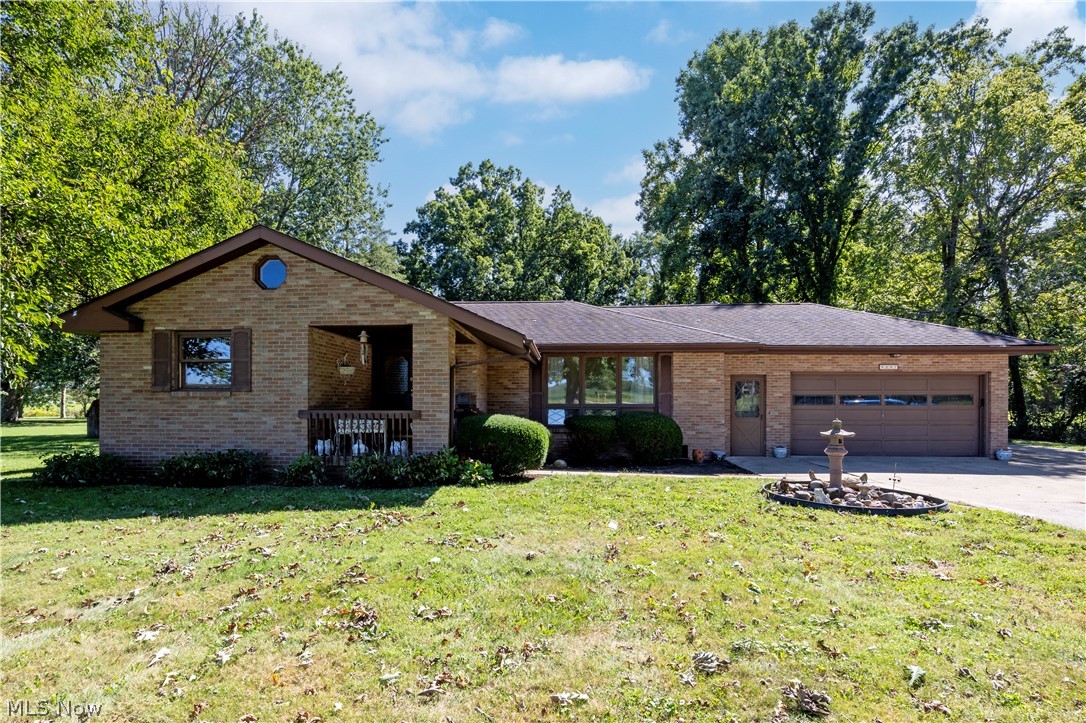 5257 Dover Road Property Photo 1