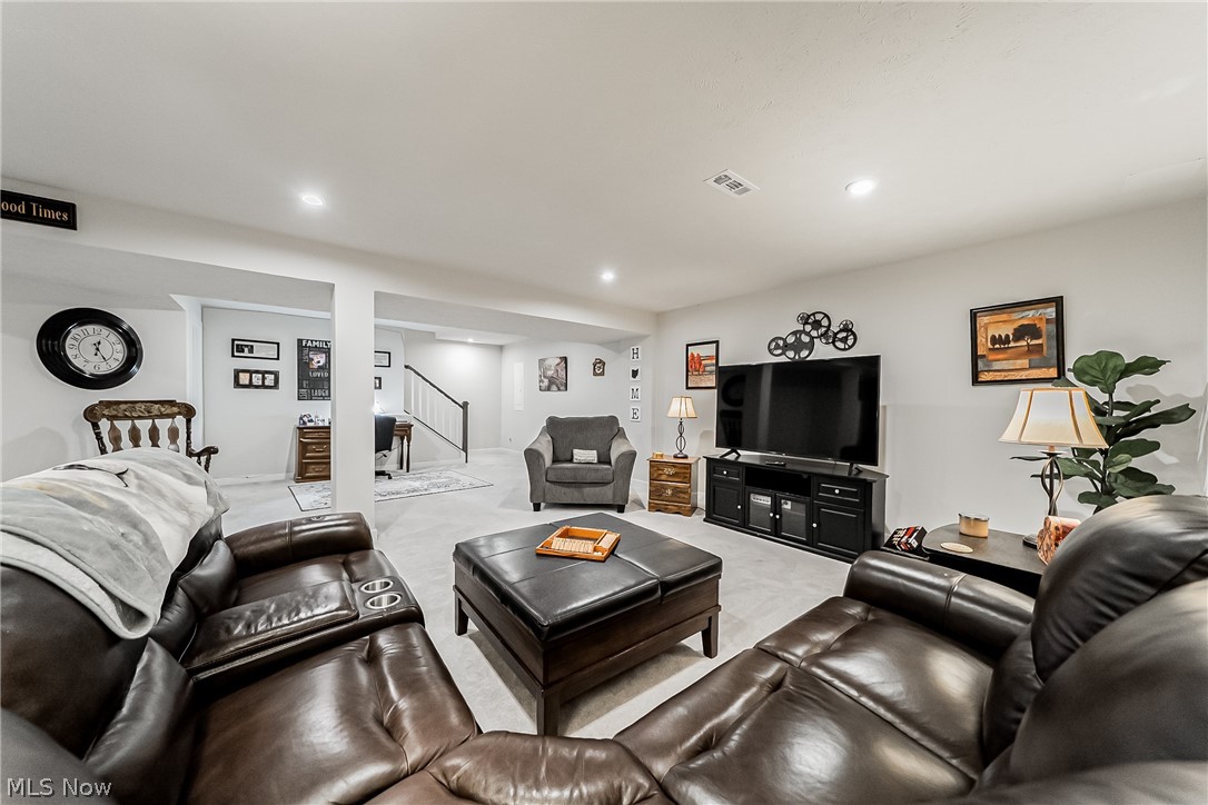 34691 Legends Way Property Photo 24