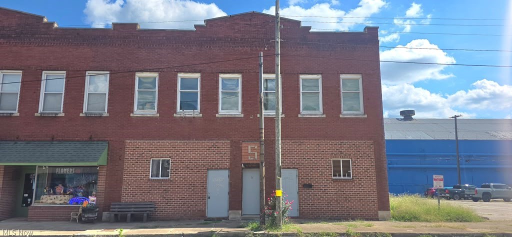 3166-3170 Main Street Property Photo 1
