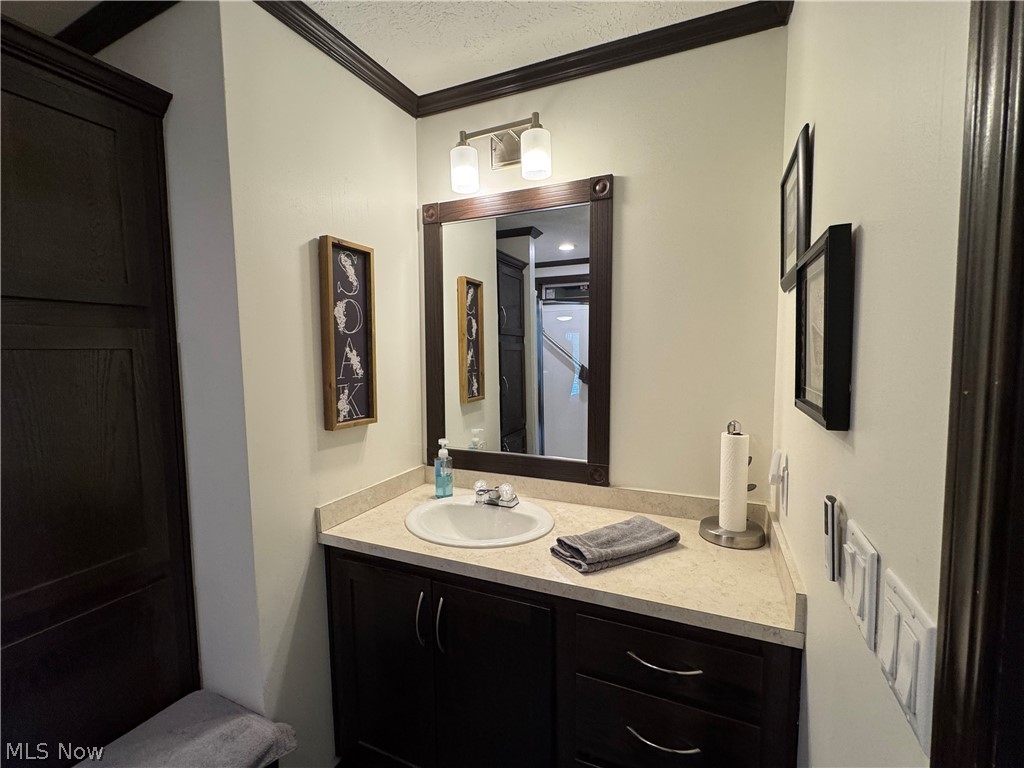 8879 Falcon Drive Property Photo 14