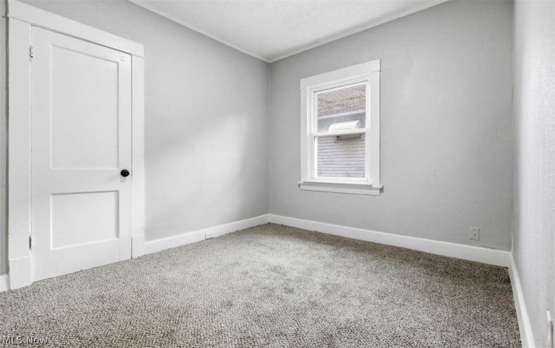 12000 Soika Property Photo 27