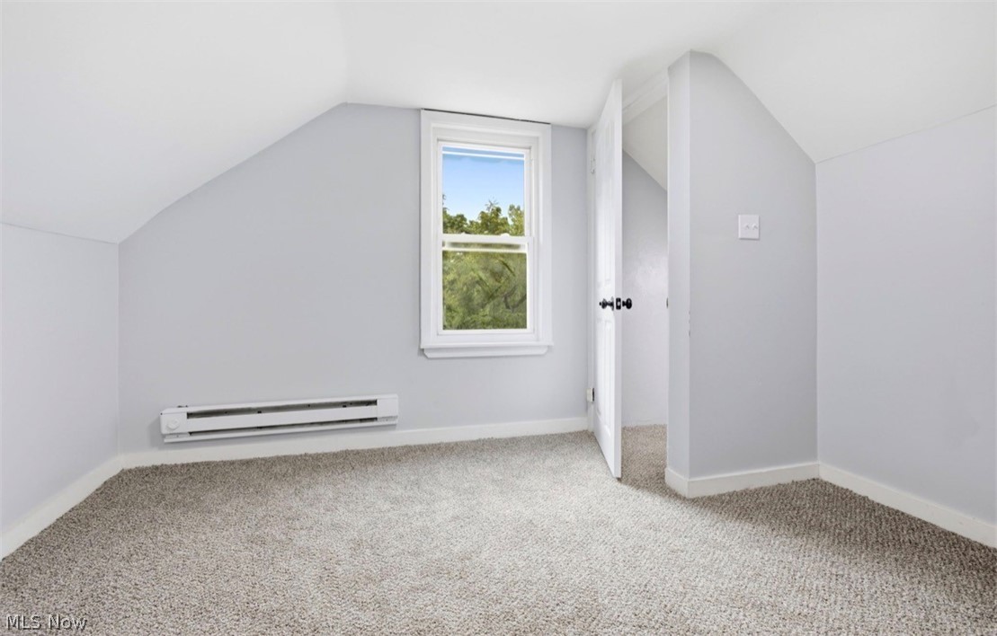 12000 Soika Property Photo 32