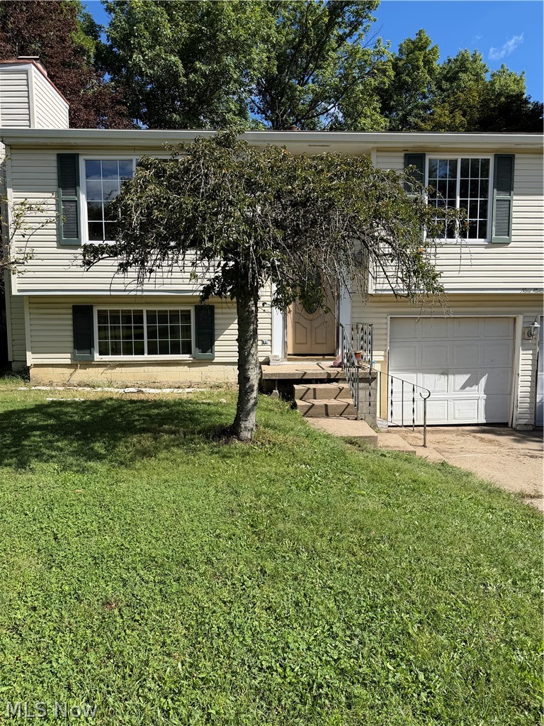 901 Meadow Gate Way Property Photo 1