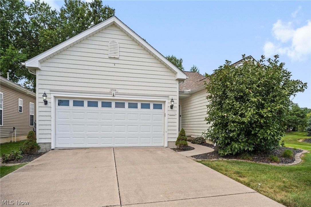 3700 Heron Drive Property Photo 1