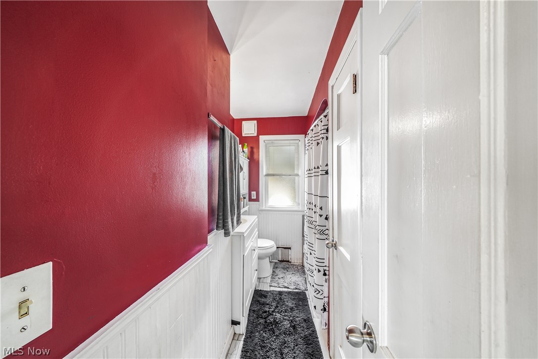 14611 Krems Avenue Property Photo 12