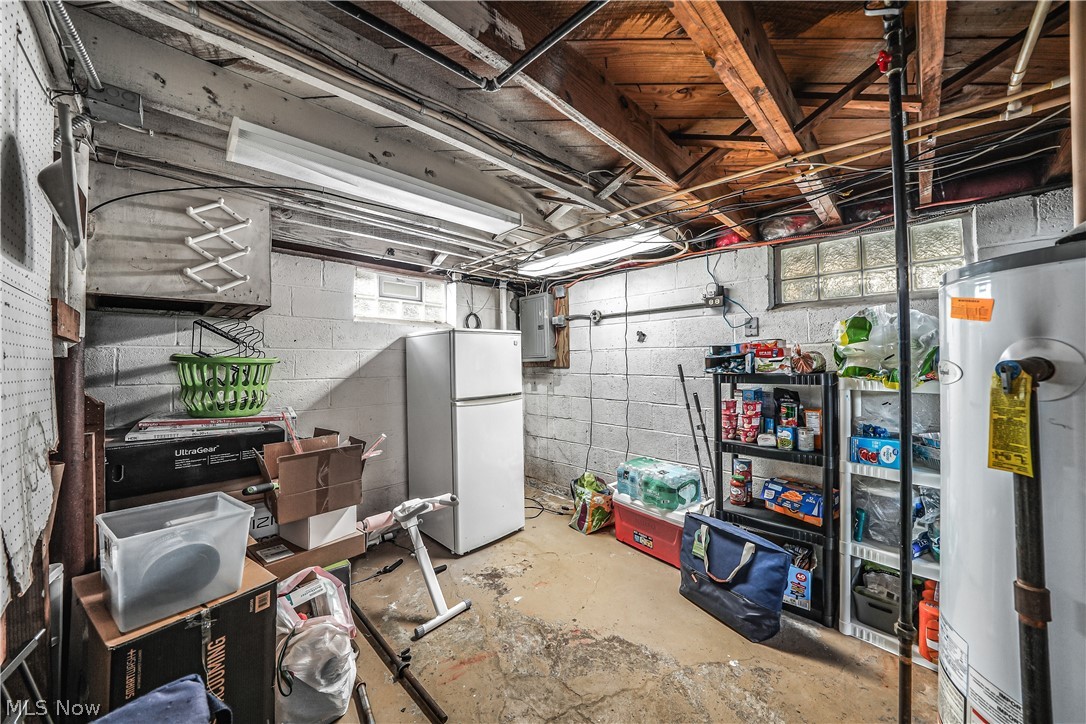14611 Krems Avenue Property Photo 24