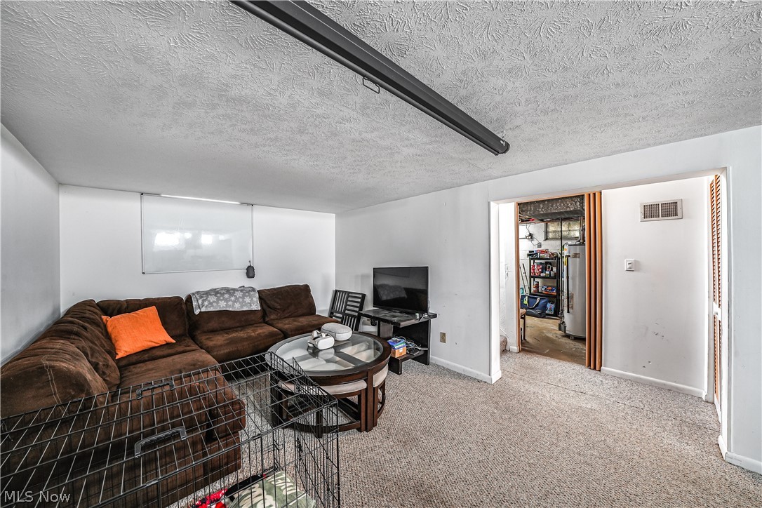 14611 Krems Avenue Property Photo 29