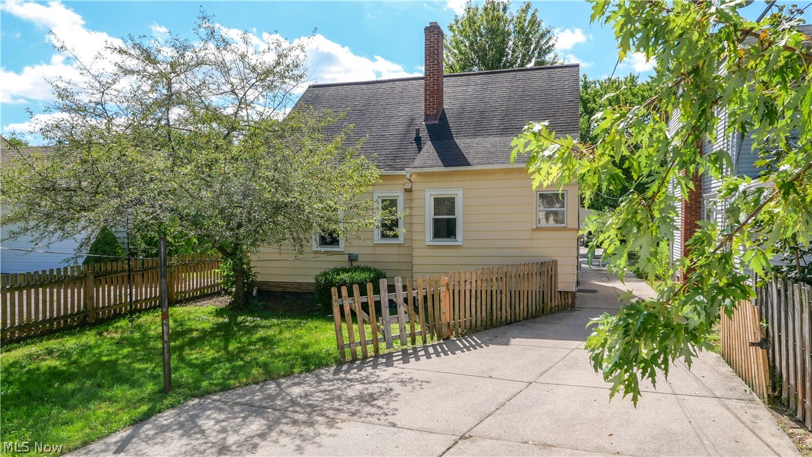 14611 Krems Avenue Property Photo 34