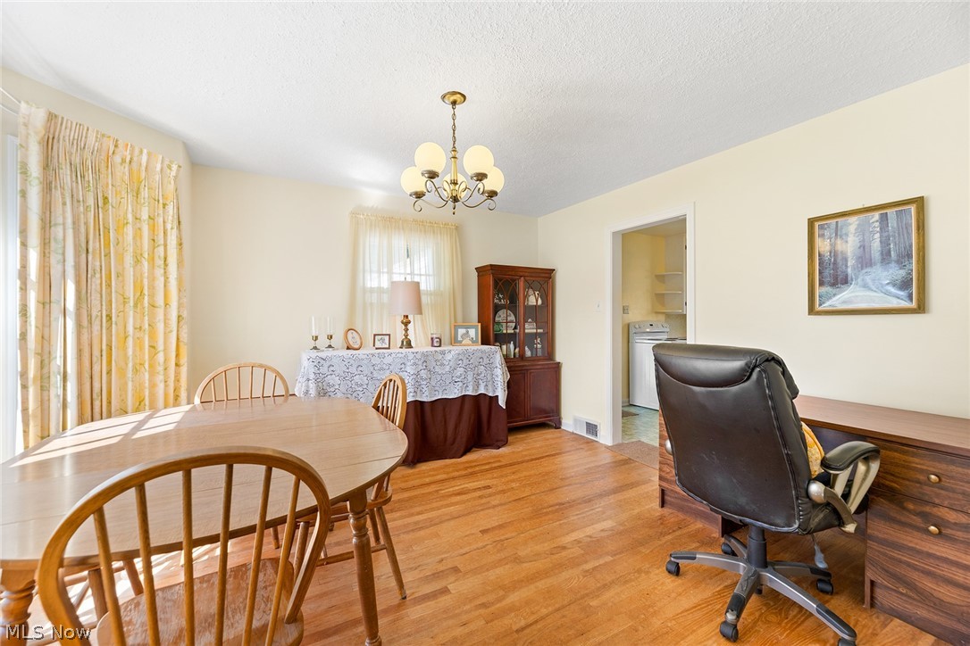 691 E Ford Avenue Property Photo 6