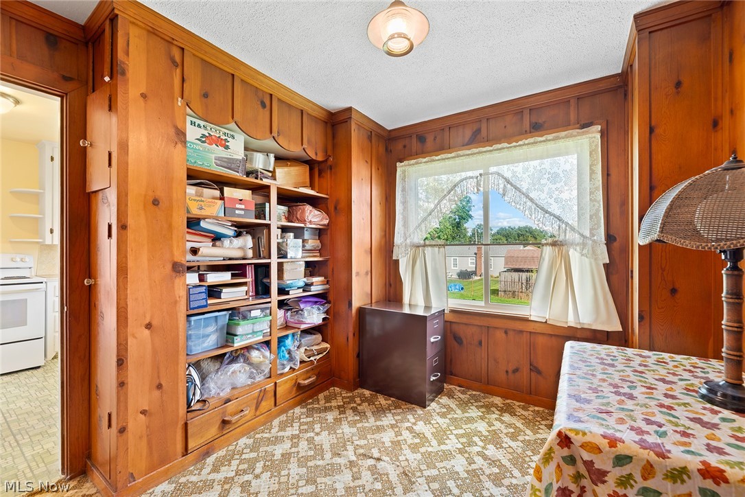 691 E Ford Avenue Property Photo 13