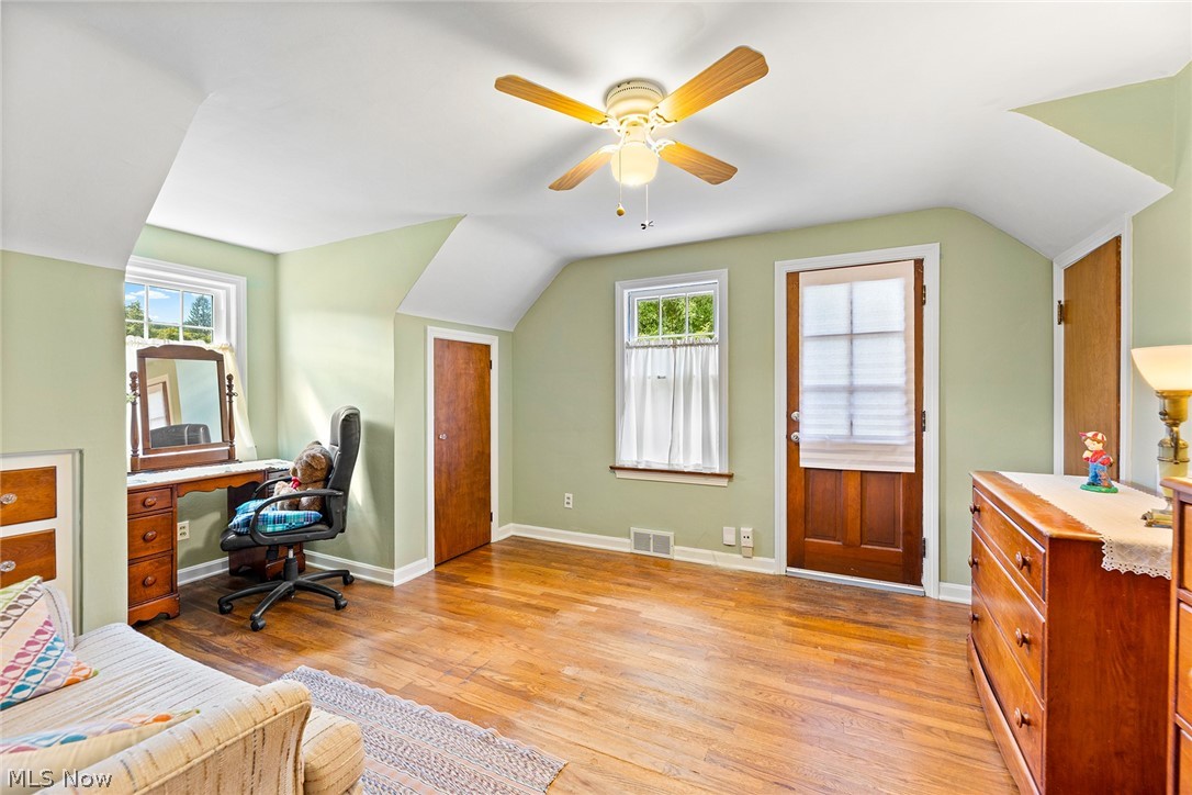 691 E Ford Avenue Property Photo 21