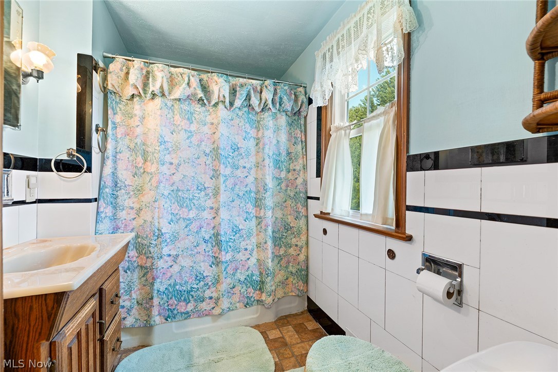 691 E Ford Avenue Property Photo 25