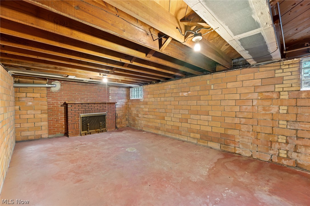 691 E Ford Avenue Property Photo 26