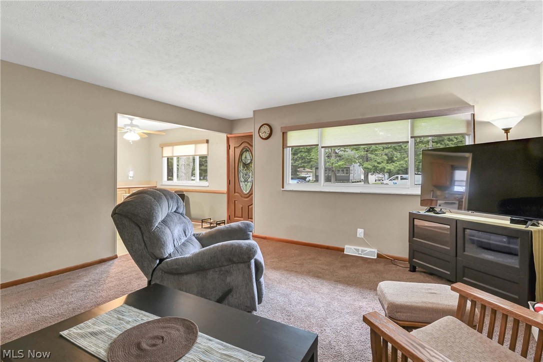 4695 Martin Drive Property Photo 4