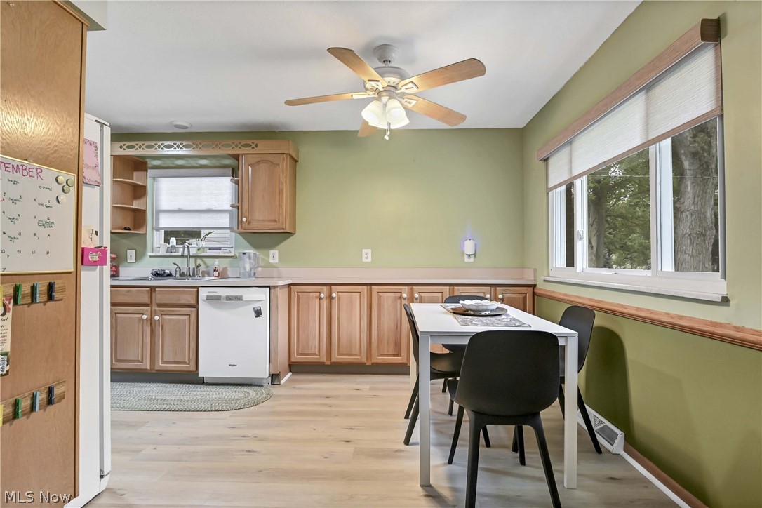 4695 Martin Drive Property Photo 6