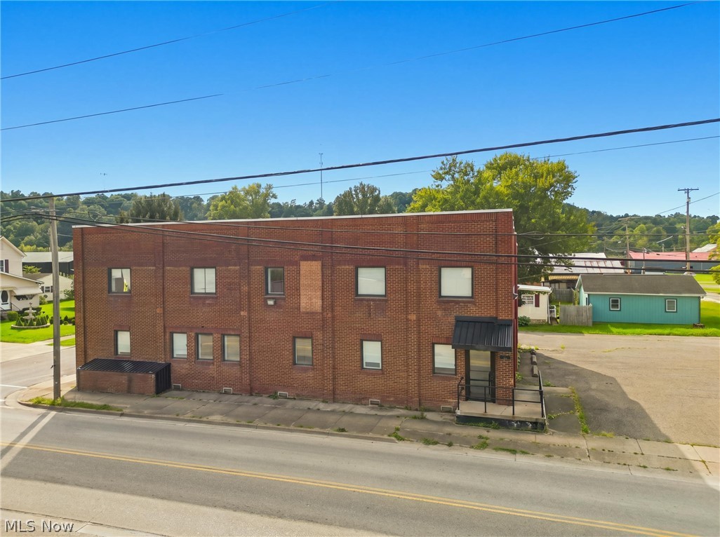 918 Woodlawn Avenue