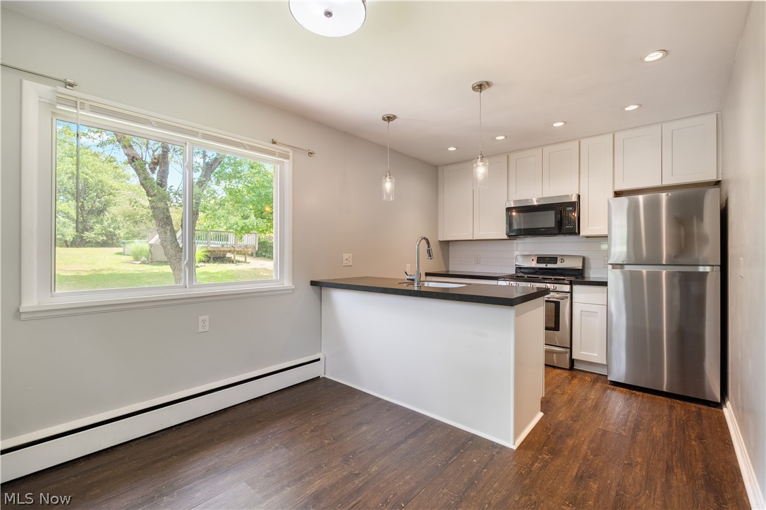 9371 Avery Road Property Photo 4