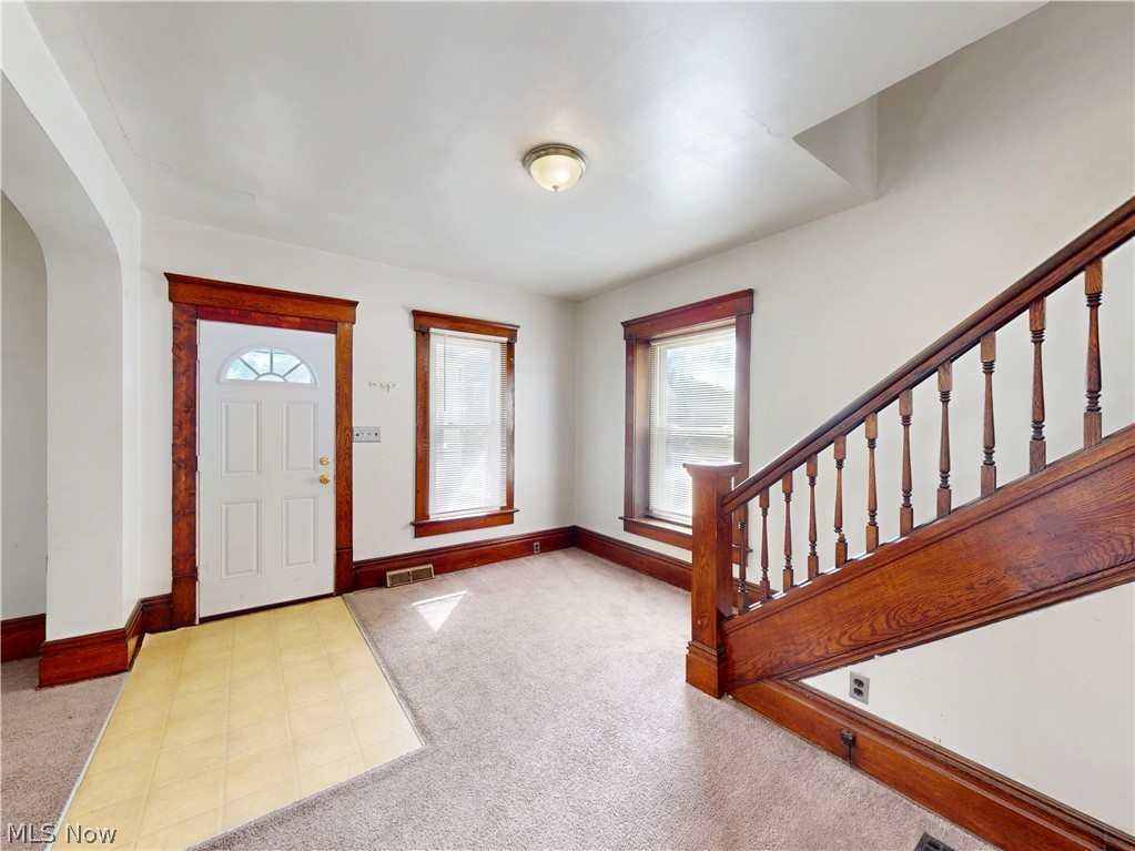 504 Sumner Street Property Photo 3