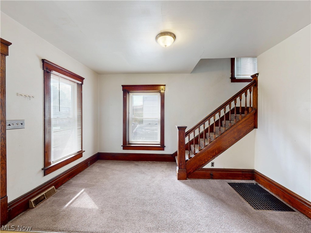 504 Sumner Street Property Photo 6