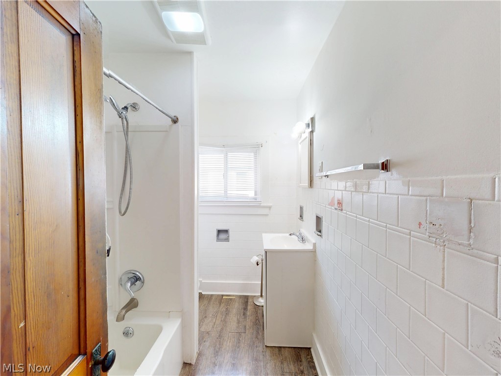 504 Sumner Street Property Photo 11