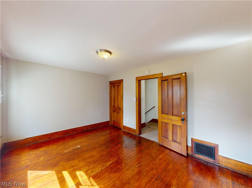 504 Sumner Street Property Photo 23