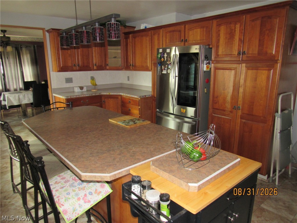 1733 E 238th Street Property Photo 14