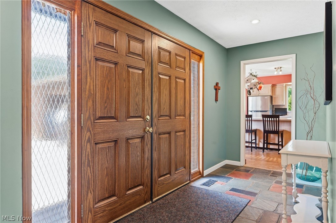 16385 Messenger Road Property Photo 3