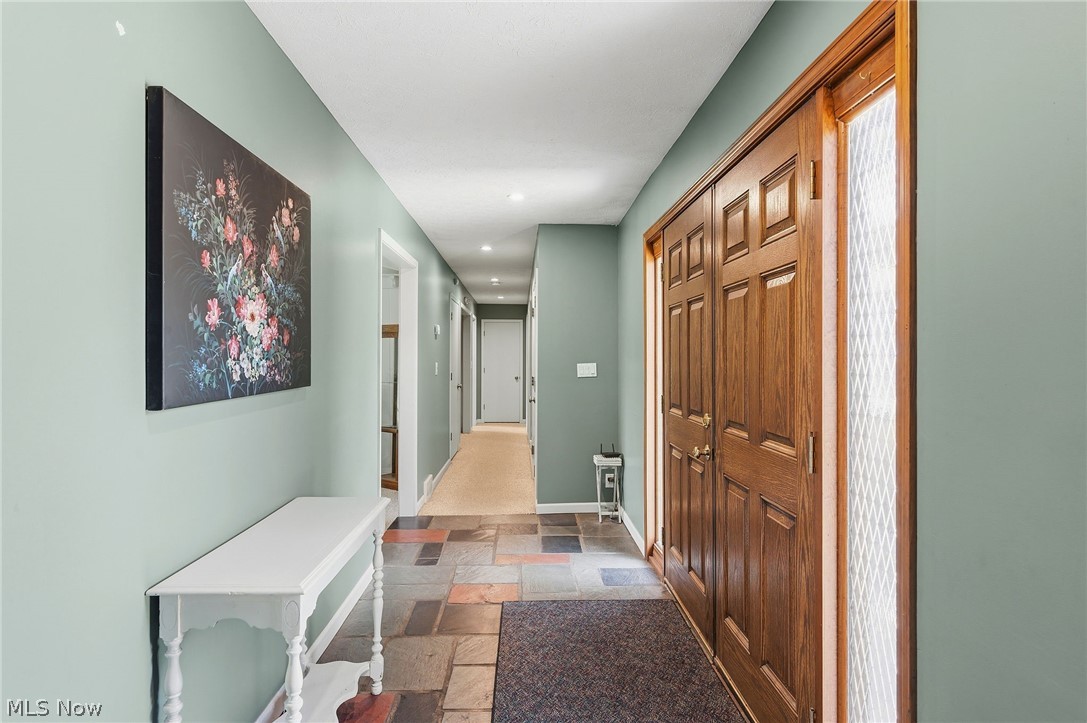 16385 Messenger Road Property Photo 4