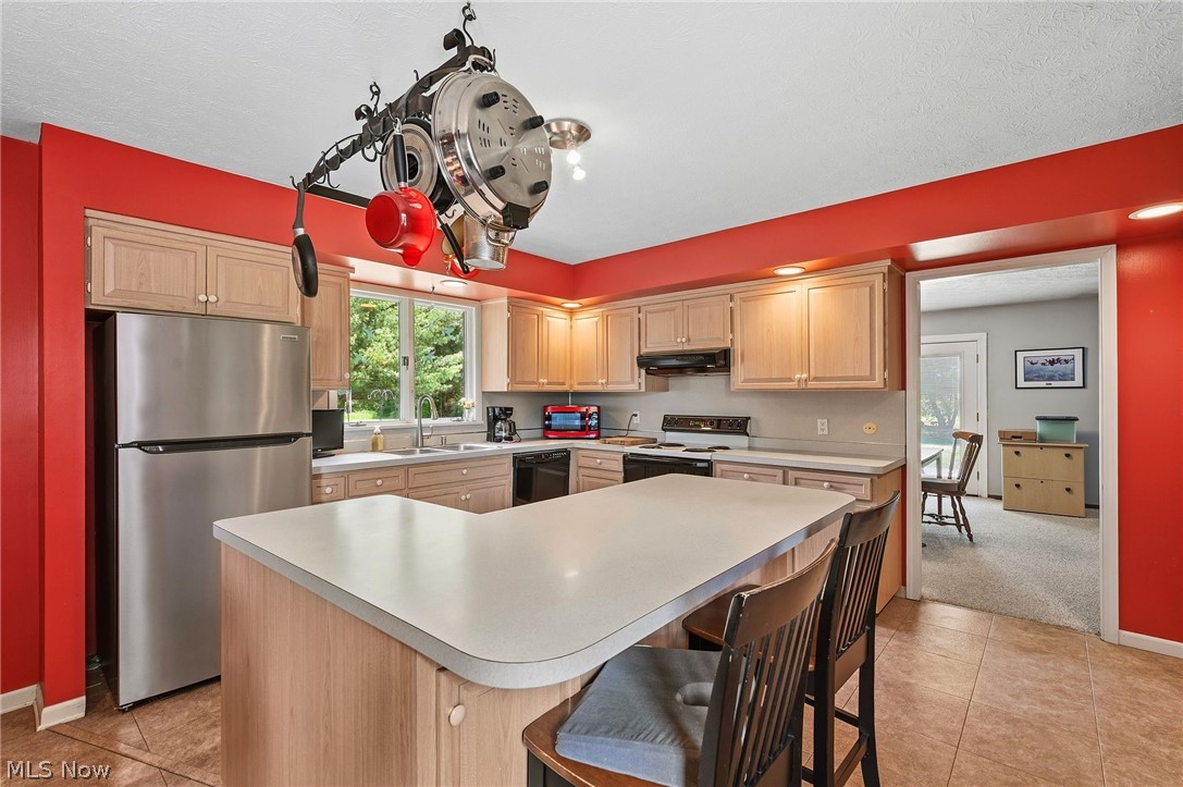 16385 Messenger Road Property Photo 8