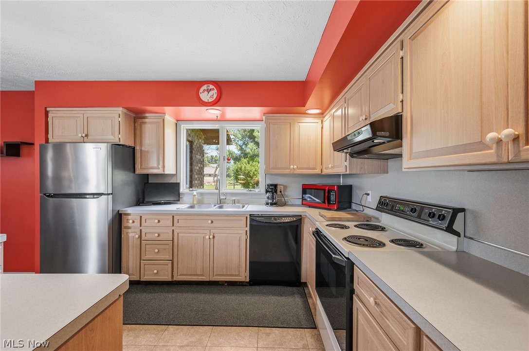 16385 Messenger Road Property Photo 11
