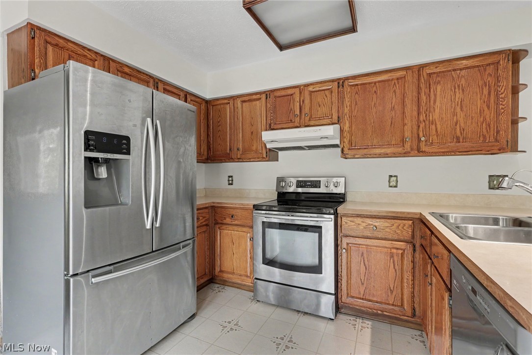 9875 Mentor Road Property Photo 2