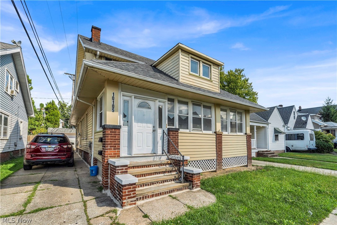 10105 Russell Avenue Property Photo 1
