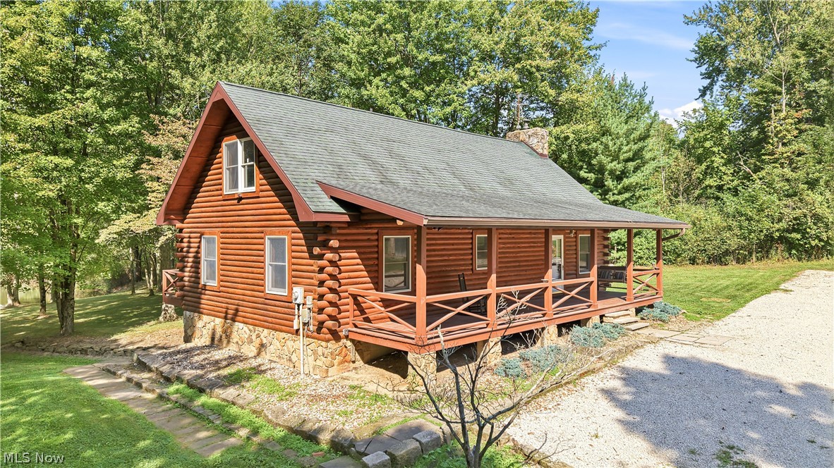 12425 Whitman Road Property Photo 1