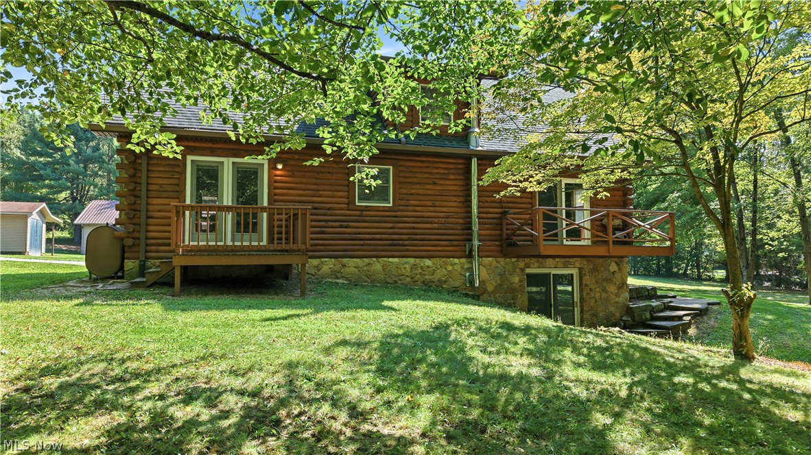 12425 Whitman Road Property Photo 5