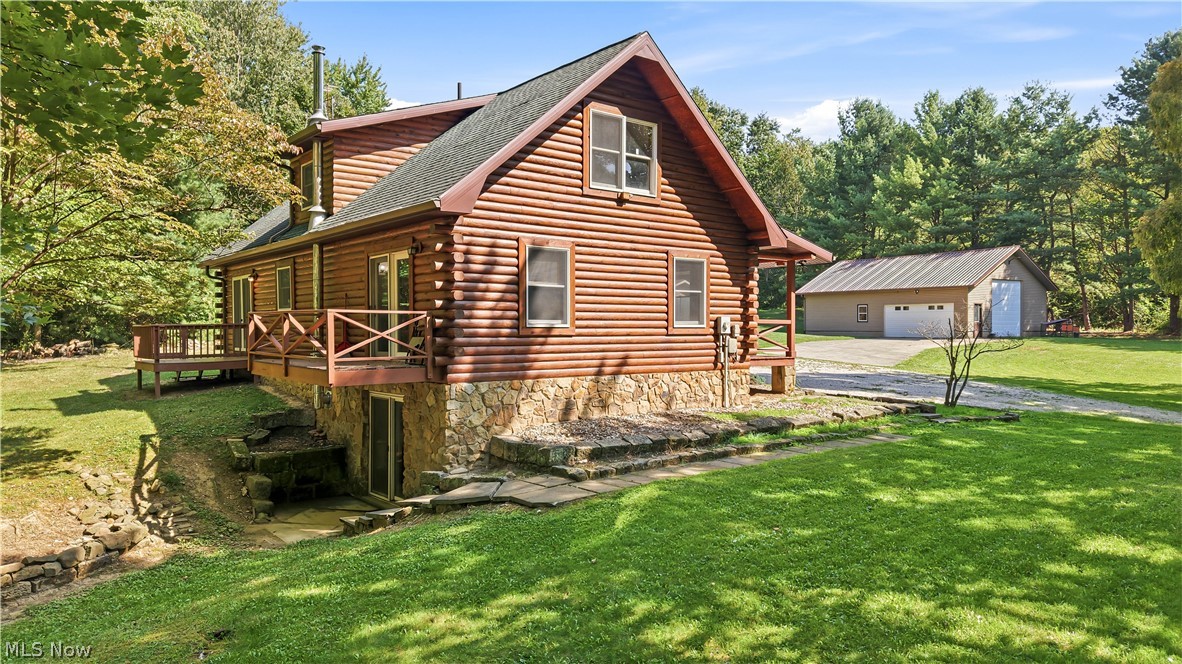12425 Whitman Road Property Photo 6