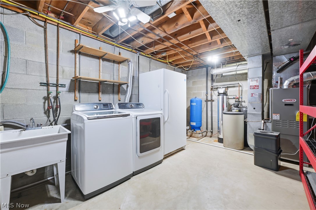 12425 Whitman Road Property Photo 41