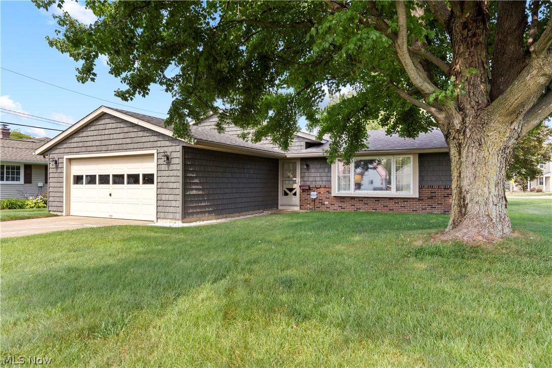 2823 Pease Lane Property Photo 2