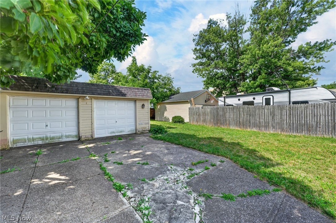 7101 Brownfield Drive Property Photo 31