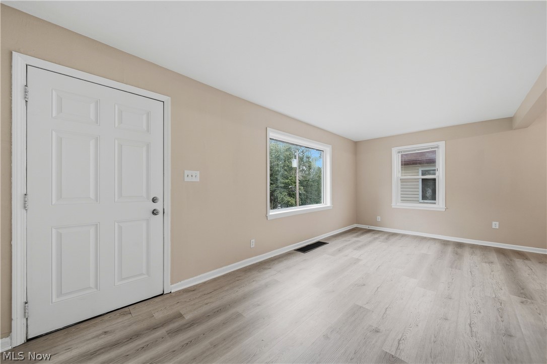 1137 Smithfarm Avenue Property Photo 7
