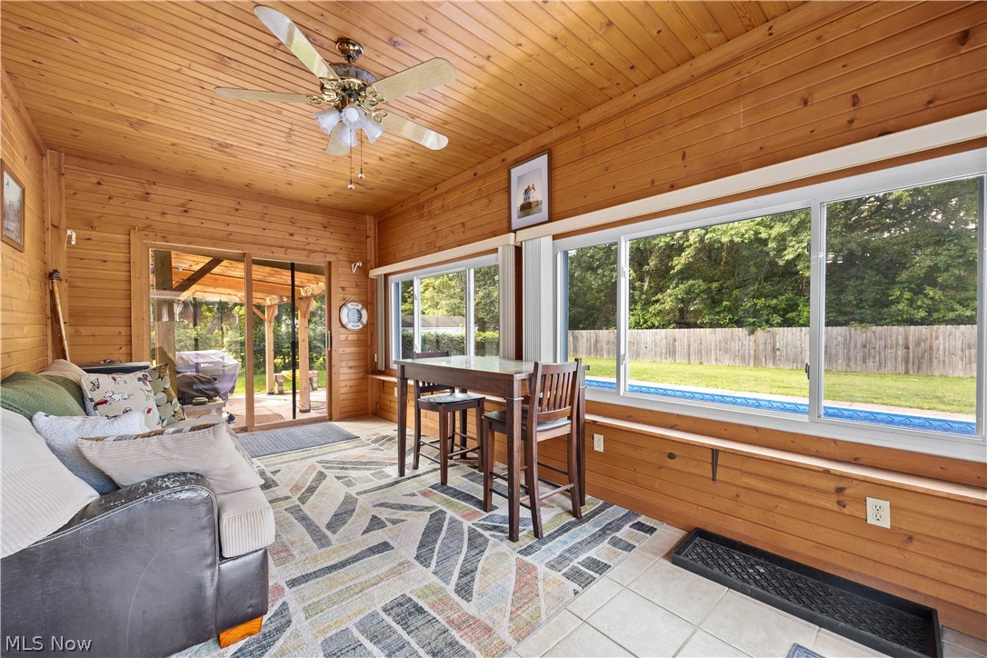 6424 Murray Ridge Road Property Photo 8