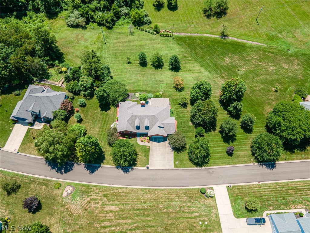 809 Sara Drive Property Photo 35