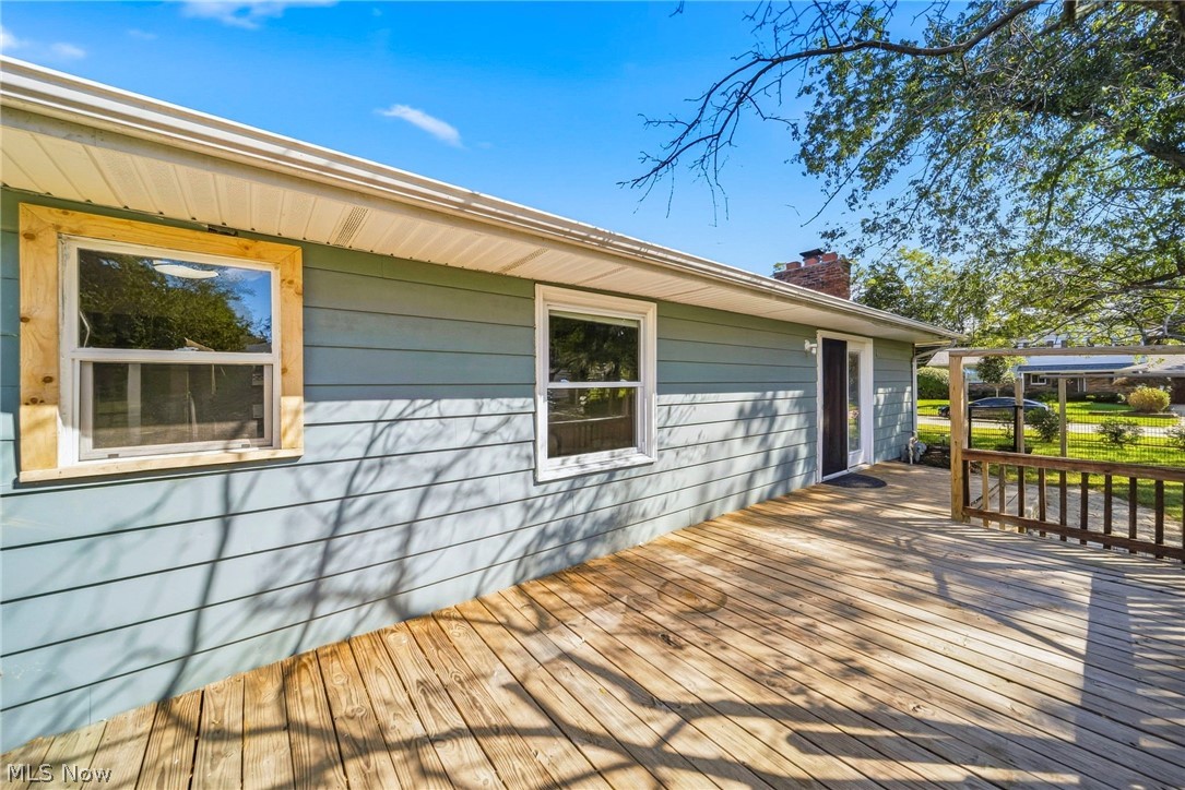 7612 Lake Shore Boulevard Property Photo 28